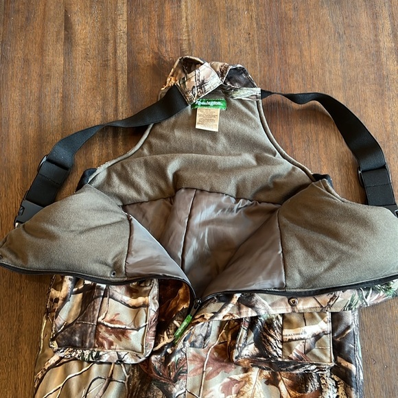 Remington lined insulated Camo Snow Bib Hunting Pant Size Youth 14-16 - Picture 8 of 11